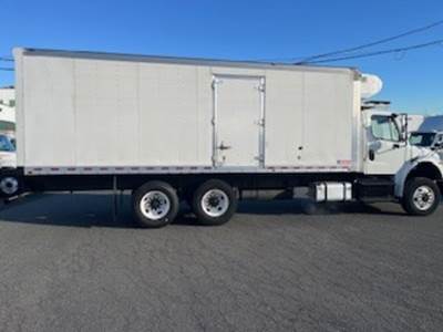 Freightliner M2 106 24 ft Refrigerated Truck - 350HP, 6 Speed Automatic