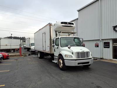 Freightliner M2 106 26 ft Refrigerated Truck - 240HP, 6 Speed Automatic