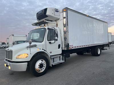 Freightliner M2 106 26 ft Refrigerated Truck - 240HP, 6 Speed Automatic, Liftgate