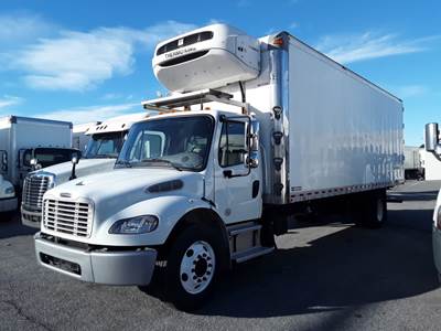 Freightliner M2 106 26 ft Refrigerated Truck - 280HP, 6 Speed Automatic
