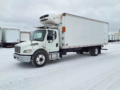 Freightliner M2 106 24 ft Refrigerated Truck - 260HP, 7 Speed Automatic
