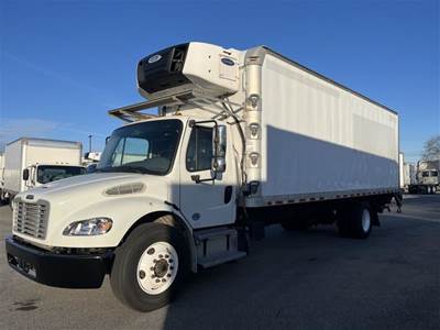 Freightliner M2 106 26 ft Refrigerated Truck - 240HP, 9 Speed Automatic, Liftgate