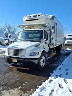 Freightliner M2 106 26 ft Refrigerated Truck - 240HP, 6 Speed Automatic, Liftgate