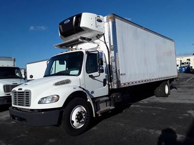 Freightliner M2 106 26 ft Refrigerated Truck - 280HP, 9 Speed Automatic, Liftgate