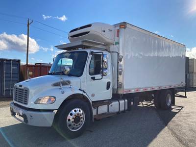 Freightliner M2 106 20 ft Refrigerated Truck - 260HP, 6 Speed Automatic