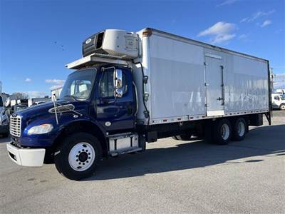 Freightliner M2 106 26 ft Refrigerated Truck - 300HP, 6 Speed Automatic, Liftgate