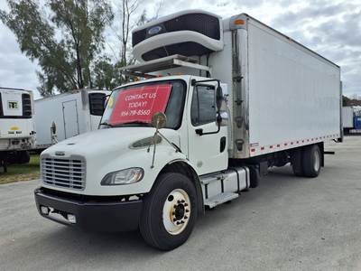 Freightliner M2 106 24 ft Refrigerated Truck - 240HP, 6 Speed Automatic, Liftgate