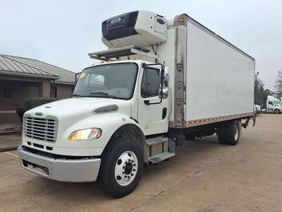 Freightliner M2 106 24 ft Refrigerated Truck - 270HP, 6 Speed Automatic, Liftgate