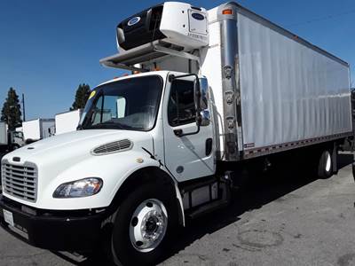 Freightliner M2 106 26 ft Refrigerated Truck - 230HP, 9 Speed Automatic, Liftgate