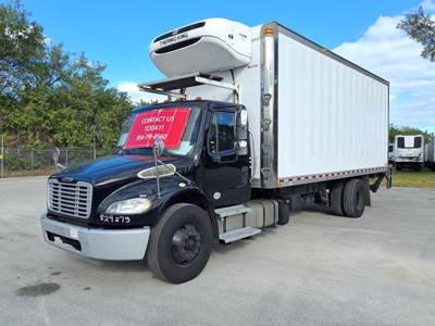 Freightliner M2 106 22 ft Refrigerated Truck - 280HP, 6 Speed Automatic, Liftgate