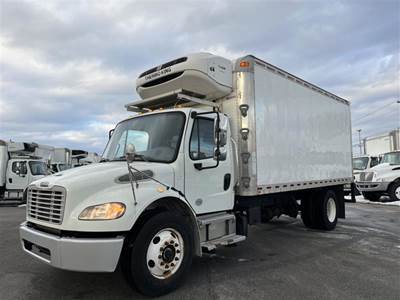 Freightliner M2 106 18 ft Refrigerated Truck - 260HP, 6 Speed Automatic