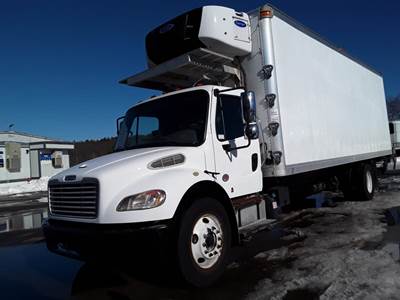 Freightliner M2 106 26 ft Refrigerated Truck - 240HP, 5 Speed Automatic, Liftgate