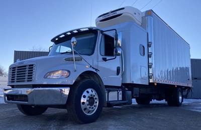 Freightliner M2 106 22 ft Refrigerated Truck - 280HP, 6 Speed Automatic, Liftgate