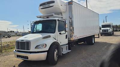 Freightliner M2 106 26 ft Refrigerated Truck - 240HP, 6 Speed Automatic