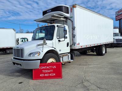 Freightliner M2 106 24 ft Refrigerated Truck - 260HP, 6 Speed Automatic