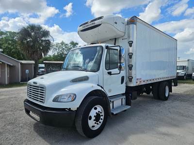 Freightliner M2 106 18 ft Refrigerated Truck - 240HP, 6 Speed Automatic