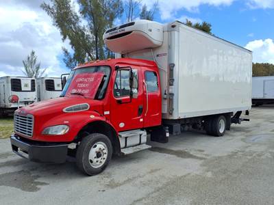 Freightliner M2 106 20 ft Refrigerated Truck - 240HP, 9 Speed Automatic, Liftgate