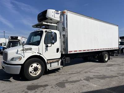 Freightliner M2 106 26 ft Refrigerated Truck - 240HP, 9 Speed Automatic, Liftgate