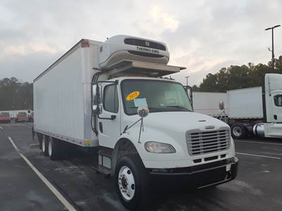 Freightliner M2 106 26 ft Refrigerated Truck - 270HP, 6 Speed Automatic, Liftgate