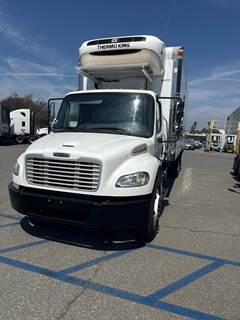 Freightliner M2 106 20 ft Refrigerated Truck - 240HP, 6 Speed Automatic, Liftgate