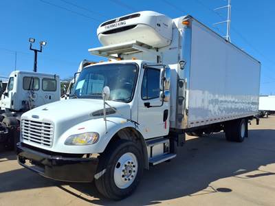 Freightliner M2 106 26 ft Refrigerated Truck - 280HP, 6 Speed Automatic, Liftgate