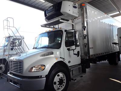 Freightliner M2 106 26 ft Refrigerated Truck - 240HP, 9 Speed Automatic, Liftgate