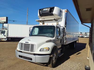 Freightliner M2 106 26 ft Refrigerated Truck - 240HP, 7 Speed Automatic, Liftgate