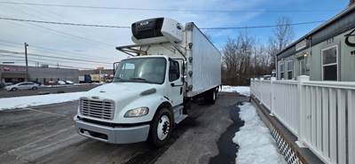 Freightliner M2 106 26 ft Refrigerated Truck - 240HP, 9 Speed Automatic, Liftgate