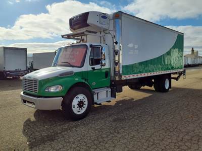 Freightliner M2 106 24 ft Refrigerated Truck - 240HP, 6 Speed Automatic, Liftgate