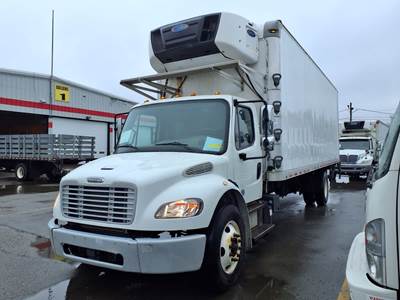 Freightliner M2 106 26 ft Refrigerated Truck - 240HP, 6 Speed Automatic, Liftgate