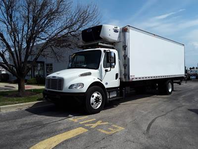 Freightliner M2 106 26 ft Refrigerated Truck - 240HP, 9 Speed Automatic, Liftgate