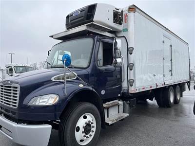 Freightliner M2 106 26 ft Refrigerated Truck - 300HP, 6 Speed Automatic, Liftgate