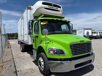 Freightliner M2 106 18 ft Refrigerated Truck - 240HP, 6 Speed Automatic