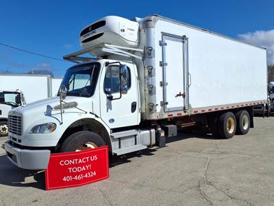 Freightliner M2 106 26 ft Refrigerated Truck - 330HP, 6 Speed Automatic