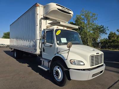 Freightliner M2 106 26 ft Refrigerated Truck - 280HP, 6 Speed Automatic, Liftgate