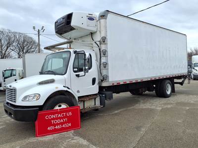 Freightliner M2 106 26 ft Refrigerated Truck - 240HP, 9 Speed Automatic, Liftgate