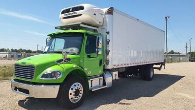 Freightliner M2 106 26 ft Refrigerated Truck - 280HP, 6 Speed Automatic, Liftgate
