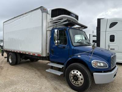 Freightliner M2 106 18 ft Refrigerated Truck - 240HP, 6 Speed Automatic, Liftgate