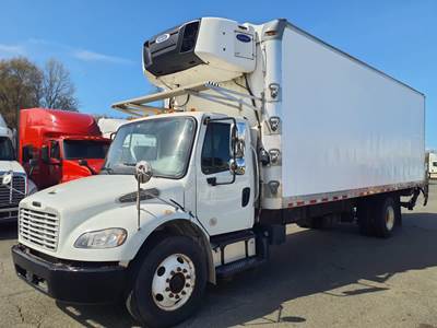 Freightliner M2 106 26 ft Refrigerated Truck - 240HP, 9 Speed Automatic, Liftgate