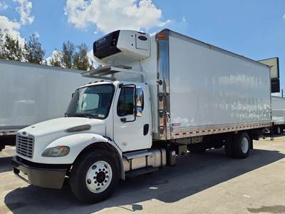 Freightliner M2 106 24 ft Refrigerated Truck - 240HP, 6 Speed Automatic, Liftgate