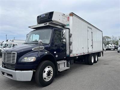 Freightliner M2 106 26 ft Refrigerated Truck - 300HP, 6 Speed Automatic, Liftgate