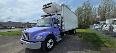 Freightliner M2 106 26 ft Refrigerated Truck - 240HP, 6 Speed Automatic