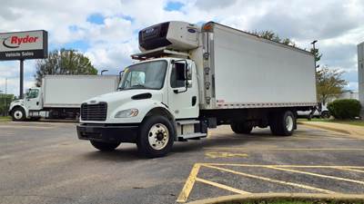 Freightliner M2 106 26 ft Refrigerated Truck - 240HP, 9 Speed Automatic, Liftgate