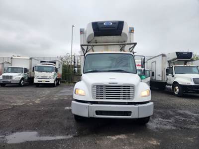Freightliner M2 106 26 ft Refrigerated Truck - 240HP, 9 Speed Automatic, Liftgate