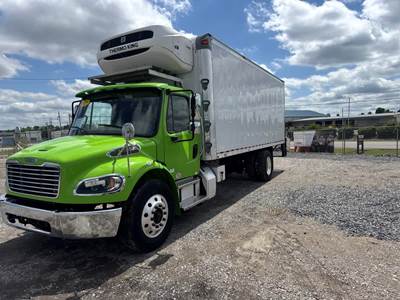 Freightliner M2 106 22 ft Refrigerated Truck - 240HP, 6 Speed Automatic