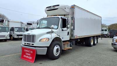 Freightliner M2 106 26 ft Refrigerated Truck - 300HP, 6 Speed Automatic