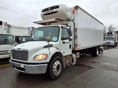 Freightliner M2 106 26 ft Refrigerated Truck - 240HP, 6 Speed Automatic, Liftgate