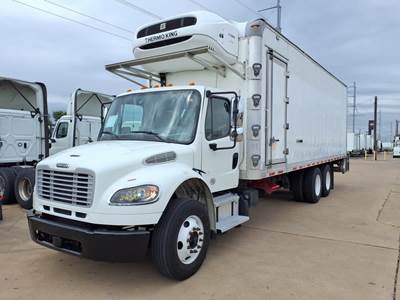 Freightliner M2 106 28 ft Refrigerated Truck - 270HP, 6 Speed Automatic, Liftgate