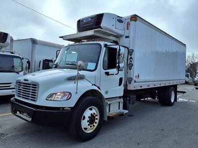 Freightliner M2 106 22 ft Refrigerated Truck - 240HP, 6 Speed Automatic