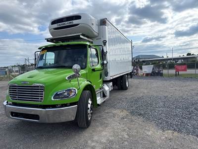 Freightliner M2 106 22 ft Refrigerated Truck - 240HP, 6 Speed Automatic